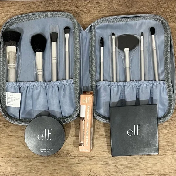 Makeup Brush Set + Case | Makeup Bundle - Picture 4 of 7